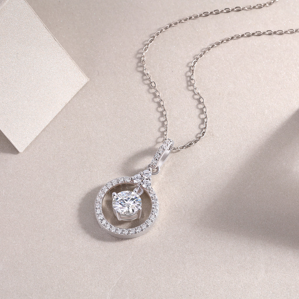 Love Ring - A Fashionable And Luxurious Diamond Jewelry Pendant Set With 1-carat Moissan Diamond S925 Sterling Silver And Platinum Plating