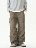 Men's Relaxed Fit Cargo Pants by Trendsi