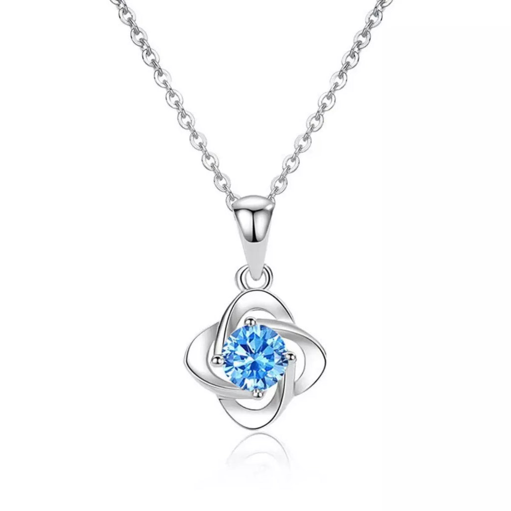 Four-Leaf Clover Pendant Necklace by Trendsi