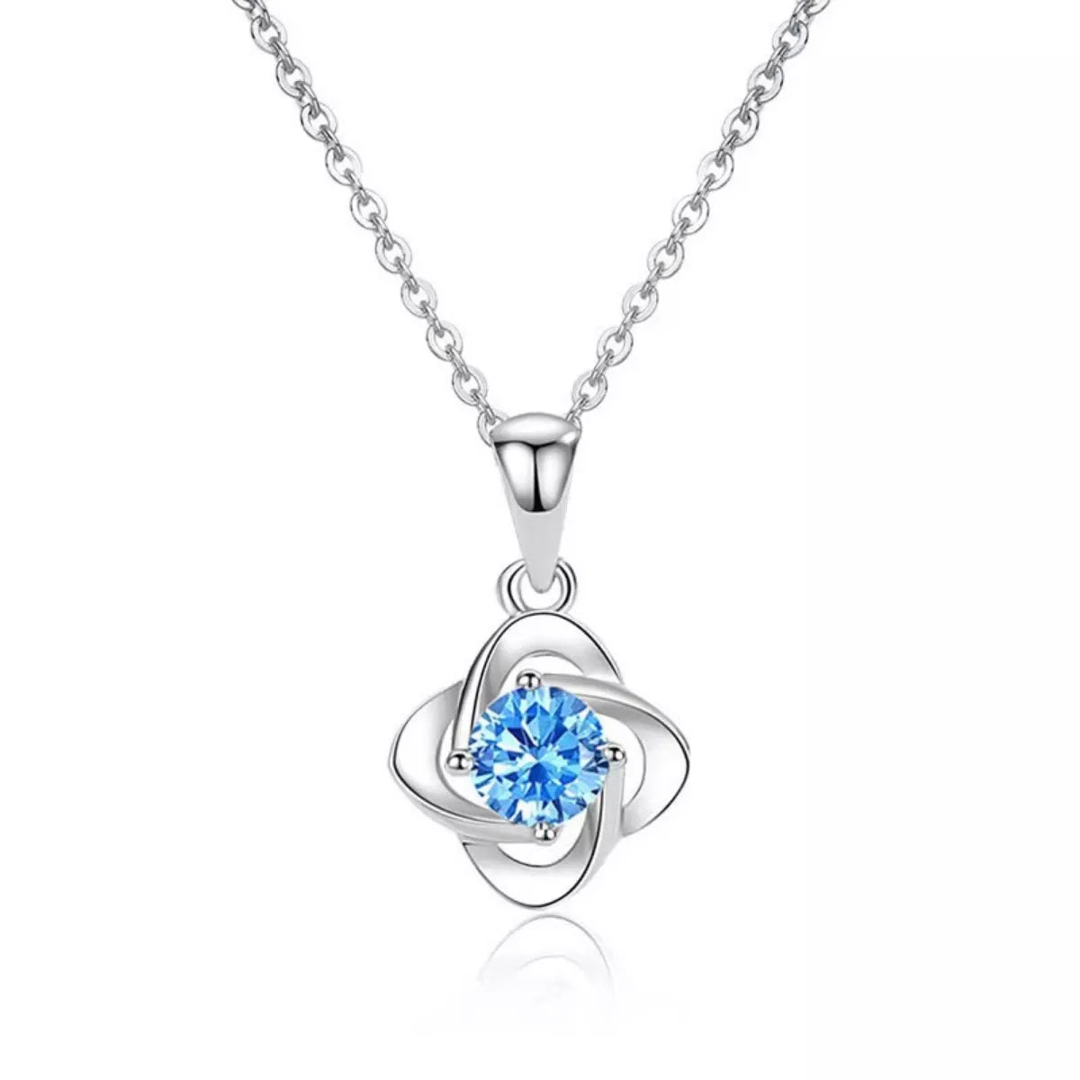 Four-Leaf Clover Pendant Necklace by Trendsi