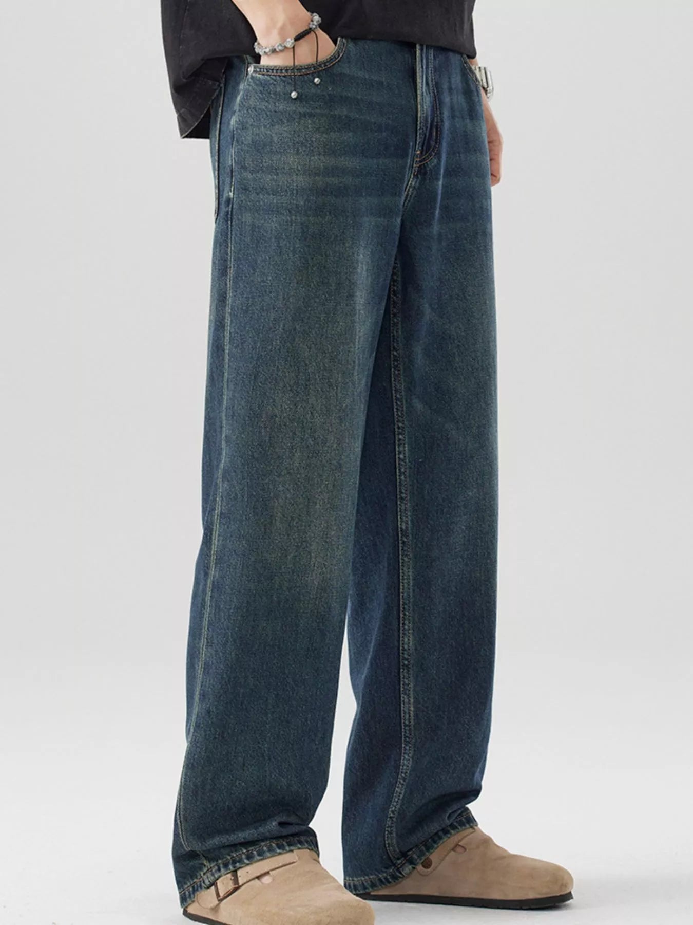Men's Vintage Wash Wide Leg Jeans by Trendsi
