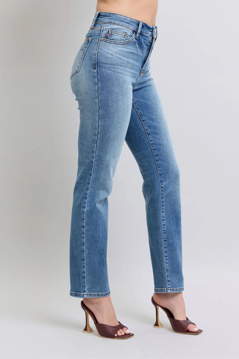 Judy Blue Full Size Run Vintage Wash Thermal Straight Jeans by Trendsi