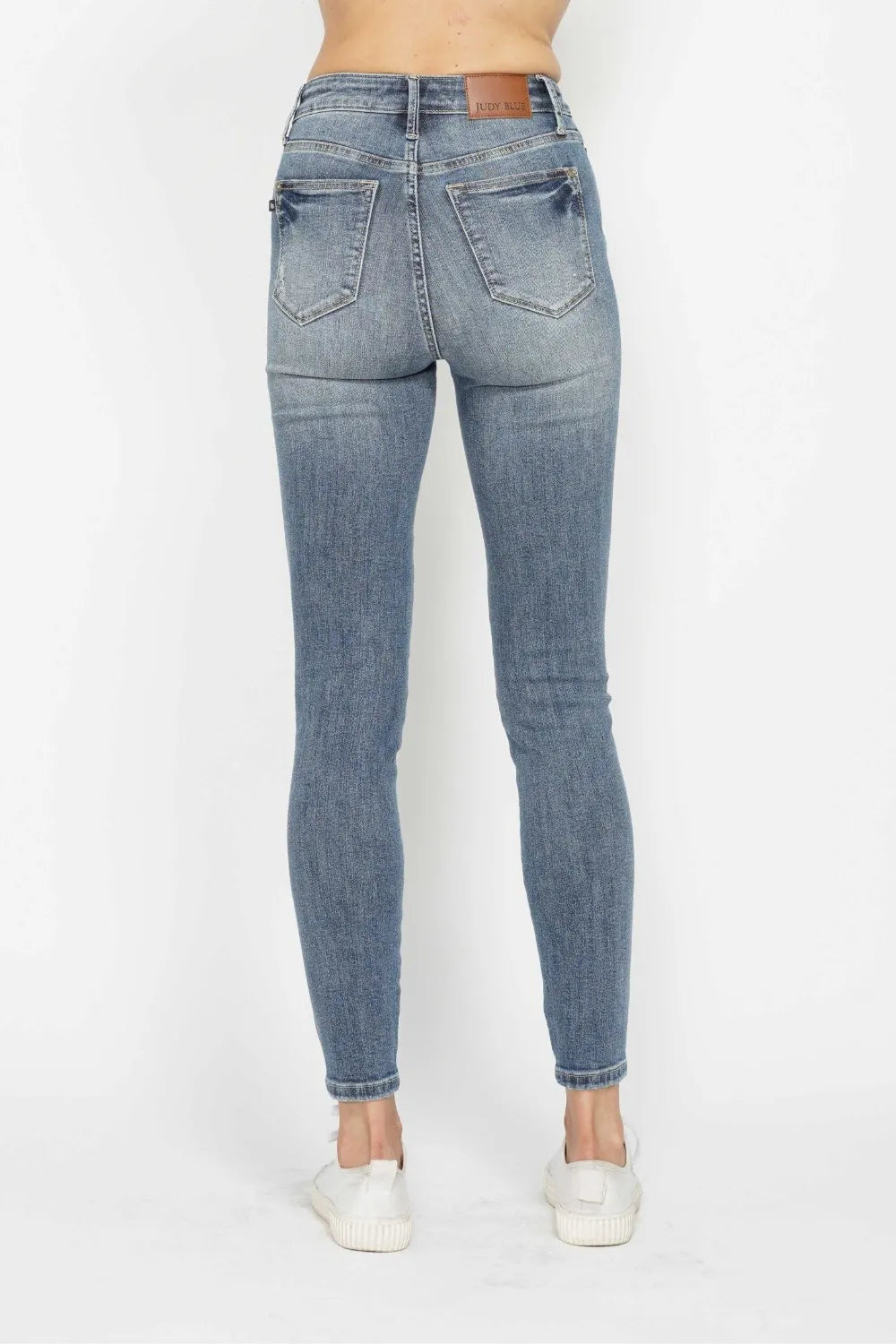 Judy Blue Full Size Tummy Control Contrast Wash Skinny Jeans by Trendsi