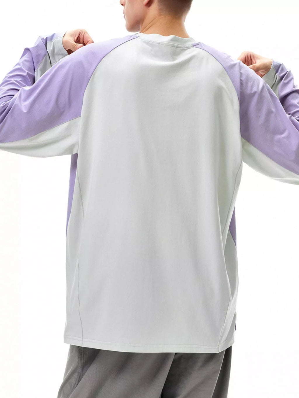 Men's Two-Tone Raglan Long Sleeve T-Shirt by Trendsi